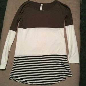 Short Sleeve Round Neck Color Block Top